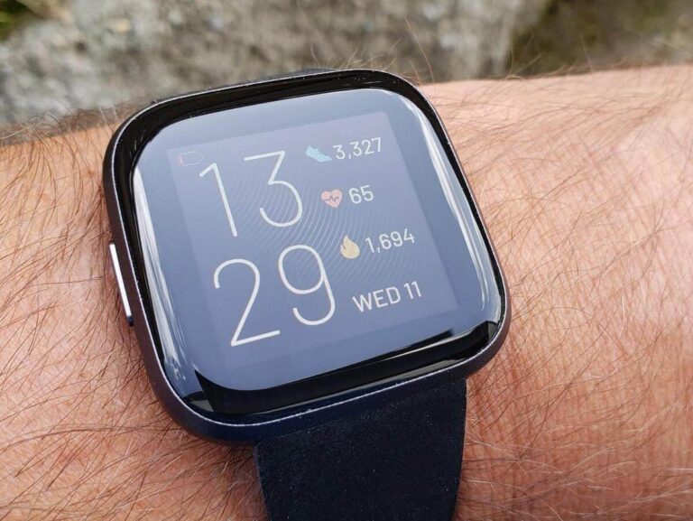 fitbit versa 2 health